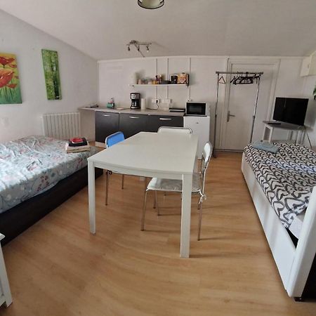 Studio, Chambres, Appartement, Gite Vendegies-sur-Ecaillon Εξωτερικό φωτογραφία